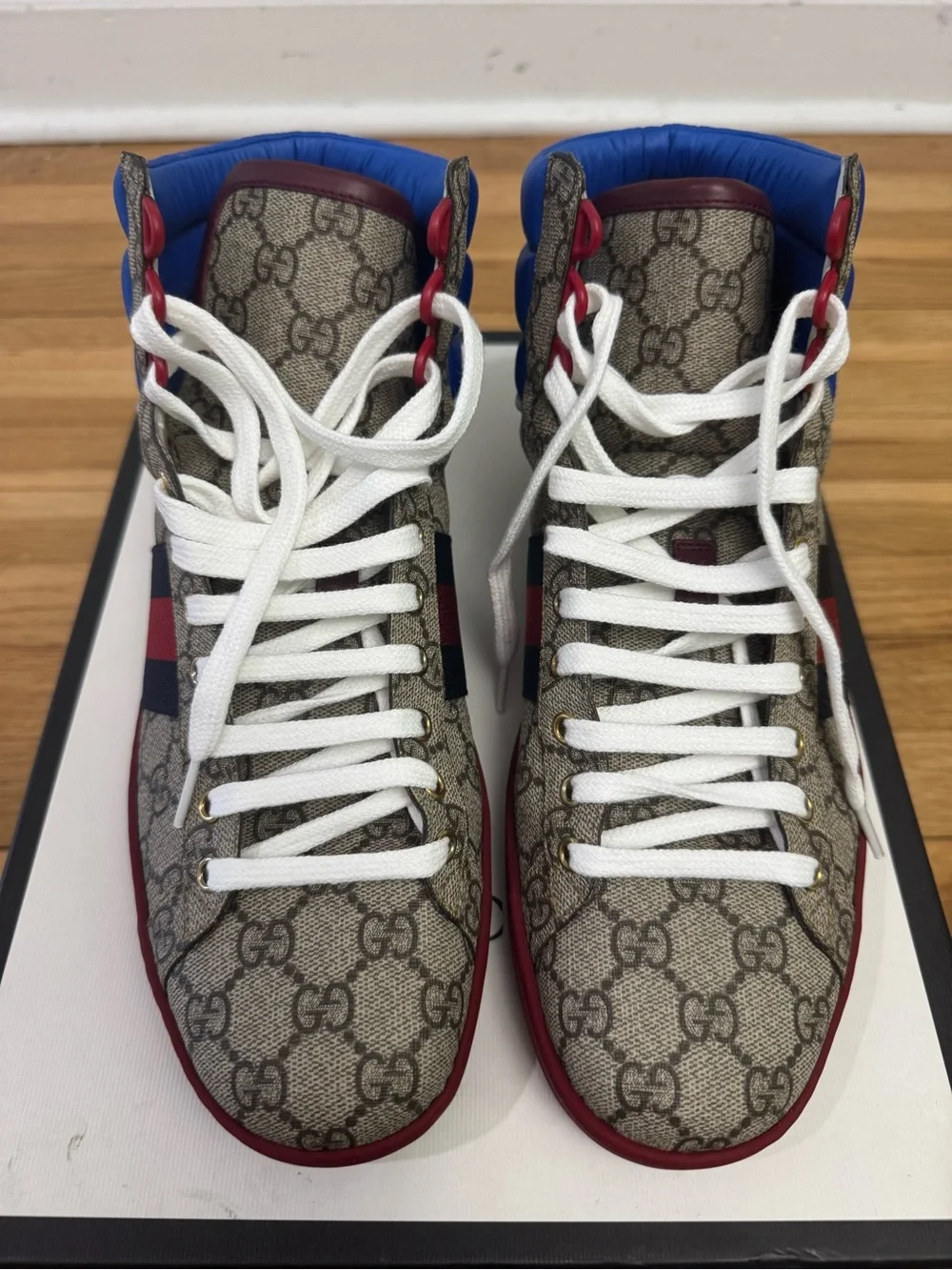Gucci Men’s GG Supreme High-Top Sneakers in Beige with Red & Blue Accents